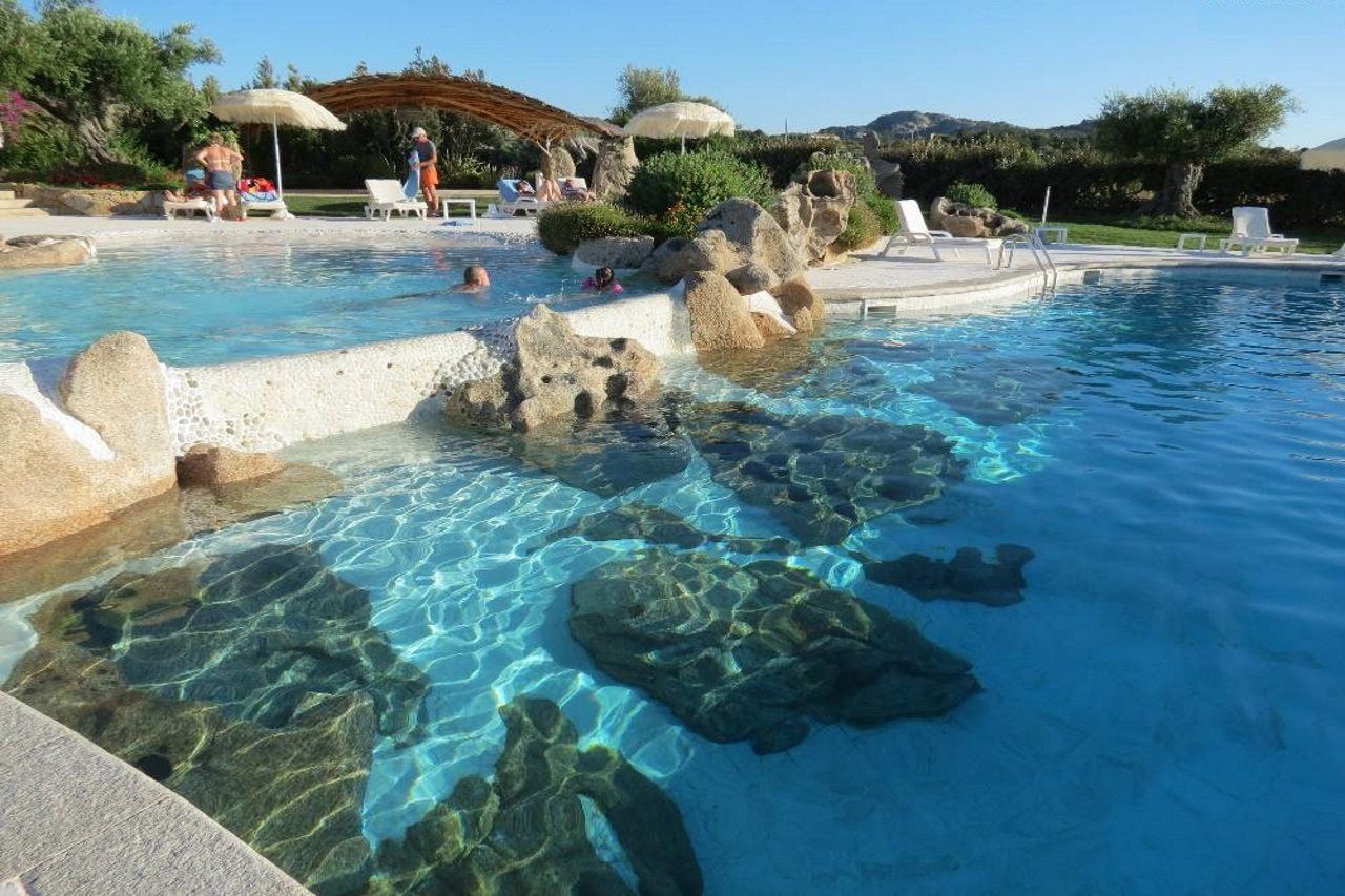 Hotel Pulicinu Baja Sardinia Kültér fotó