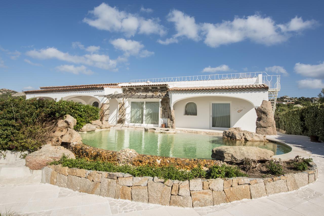 Hotel Pulicinu Baja Sardinia Kültér fotó