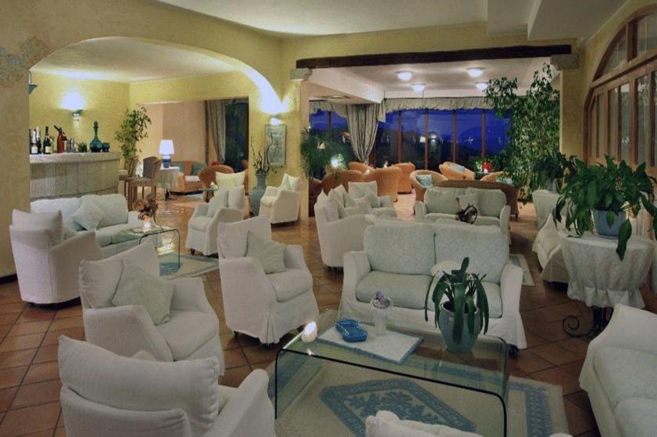 Hotel Pulicinu Baja Sardinia Kültér fotó
