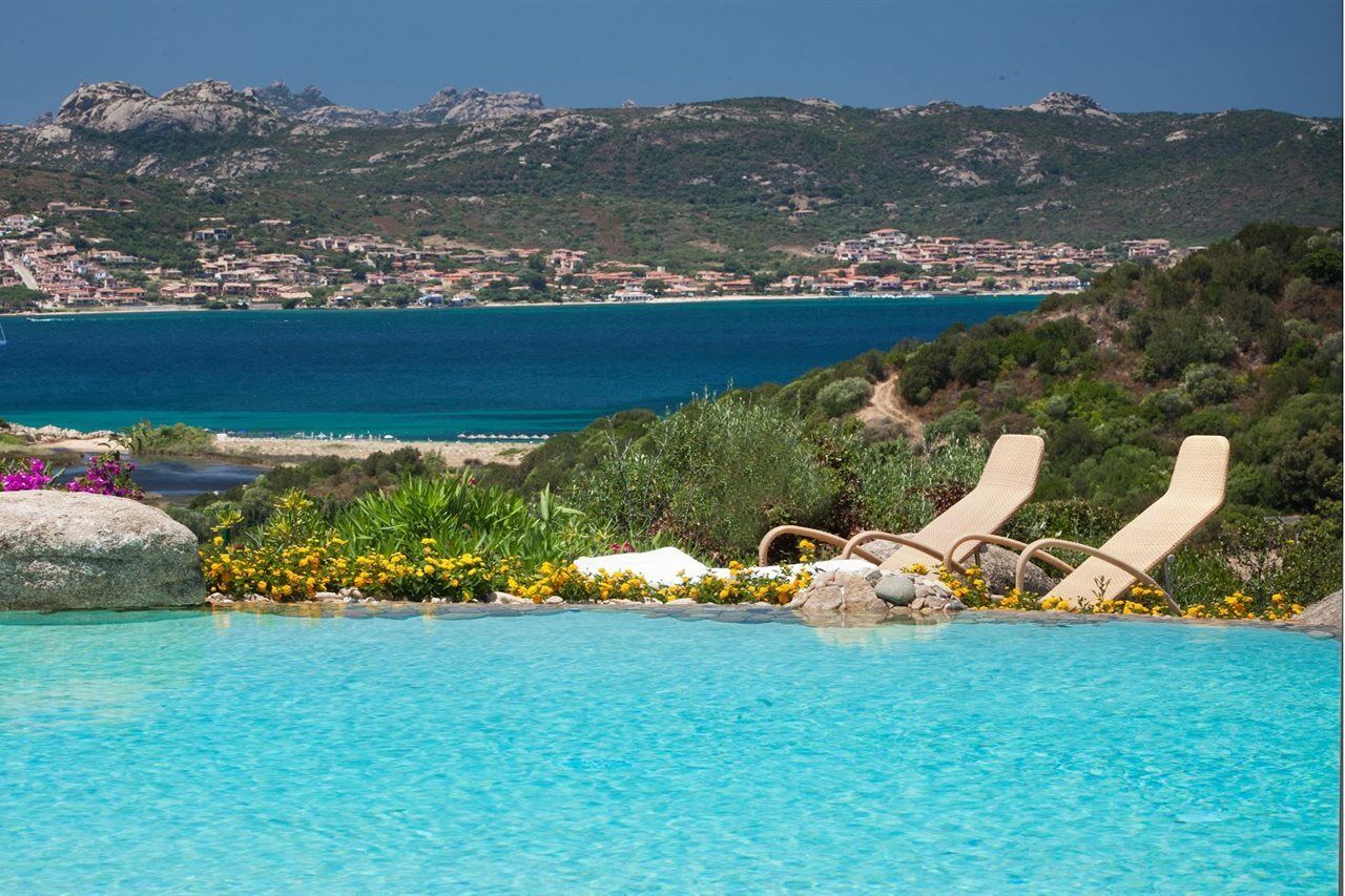 Hotel Pulicinu Baja Sardinia Kültér fotó